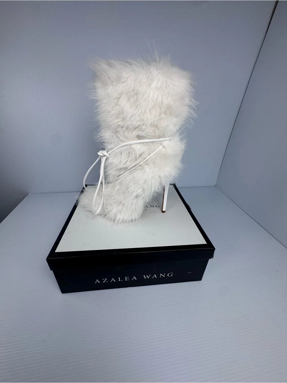 Azalea Wang Ivory Faux Fur Boots Sz. 6 Stiletto Heel Lace-Up Statement Boots NIB